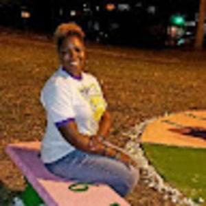 Meet your Posher, Alesha